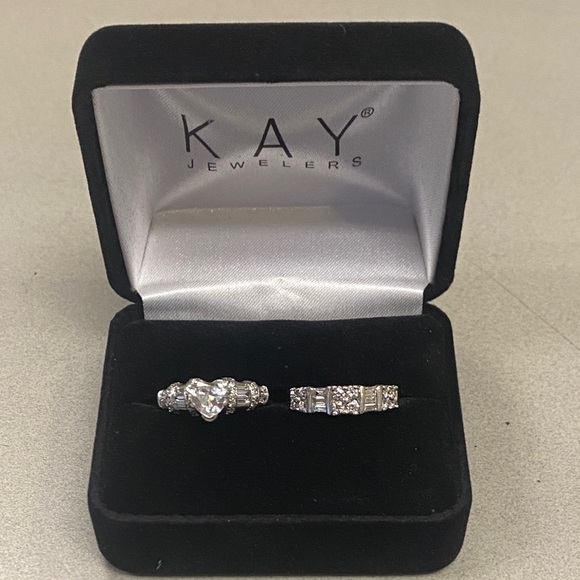 Kay Jewelers Jewelry - Kay Jewelers Silver Heart and Band Ring Set